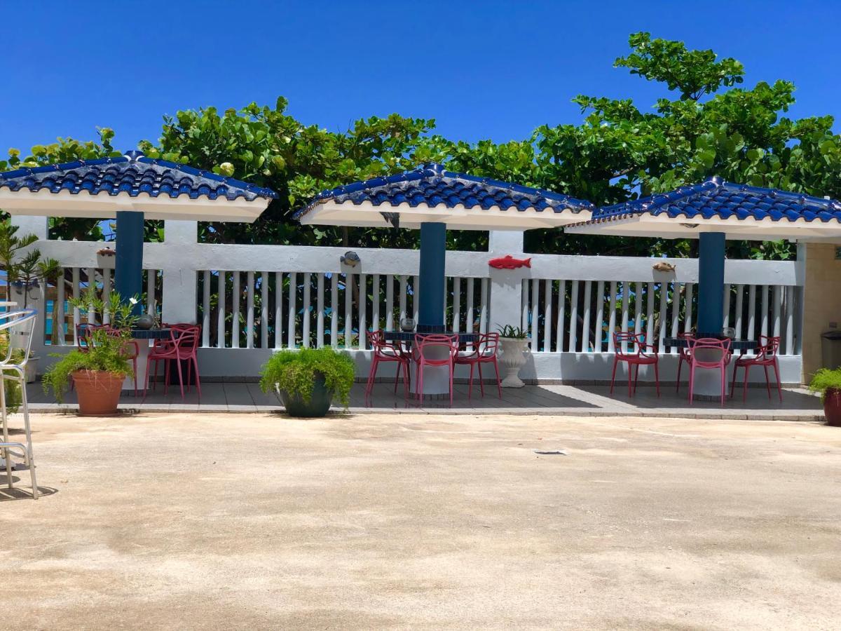 The Beach Guesthouse Pinones Exterior photo